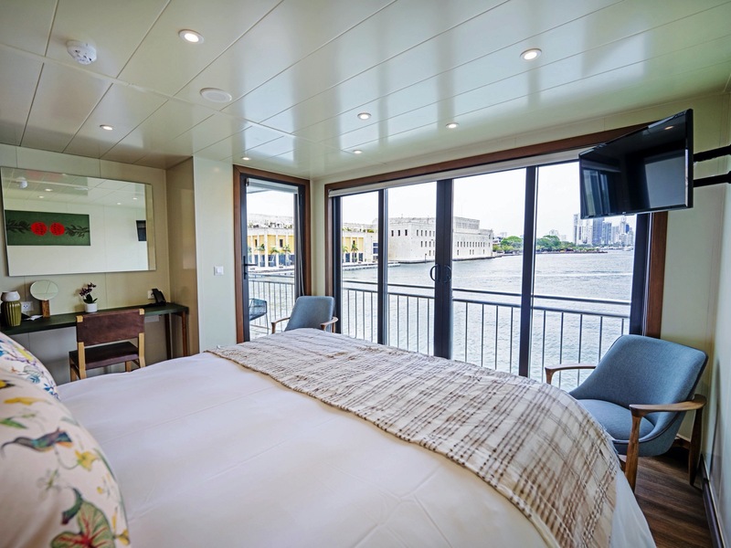Luxury Suite